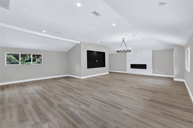 1621 Stella Avenue, Dallas, TX 75216