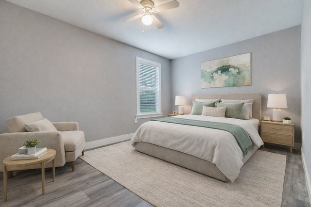 1004 Muncie Avenue, Dallas, TX 75212