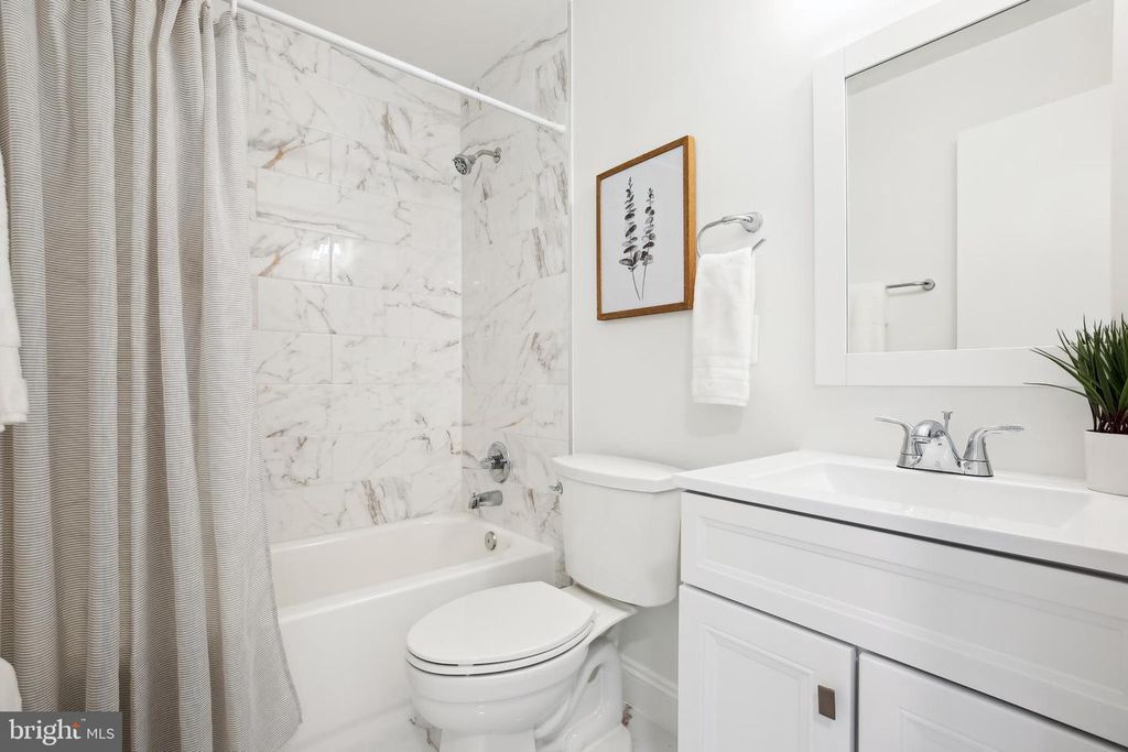 8325 SHADY SPRING DRIVE, Gaithersburg, MD 20877