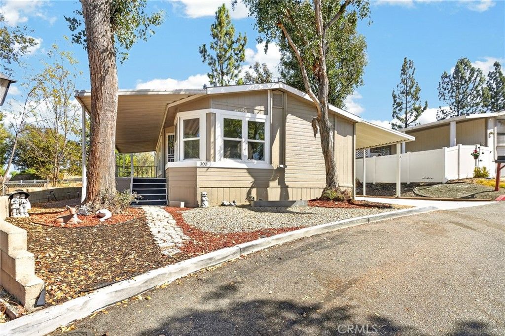 15181 Van Buren 303, Riverside, CA 92504 — exterior