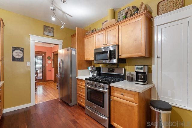 333 Randolph, Pomona, CA 91768