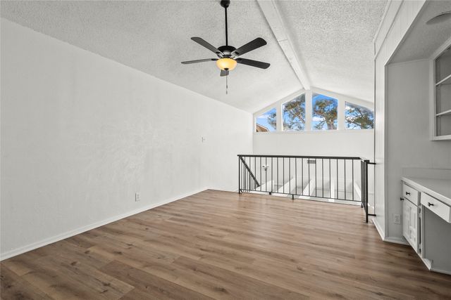 3305 Ambassador Row, Dalworthington Gardens, TX 76013