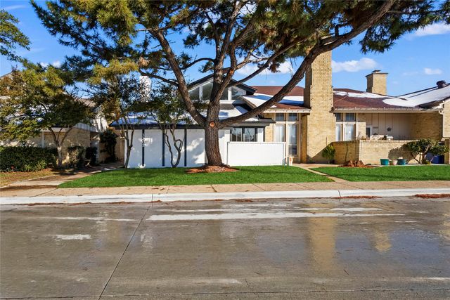 3305 Ambassador Row, Dalworthington Gardens, TX 76013