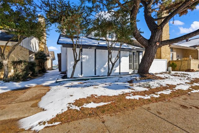 3305 Ambassador Row, Dalworthington Gardens, TX 76013