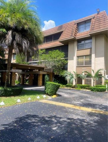665 NE 195th St 119, Miami, FL 33179