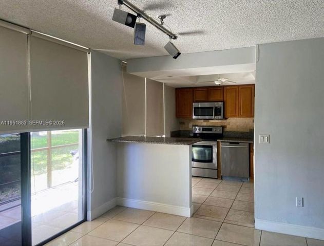 665 NE 195th St 119, Miami, FL 33179