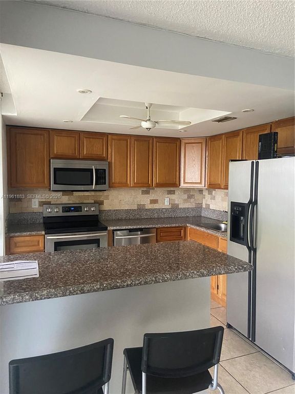 665 NE 195th St 119, Miami, FL 33179