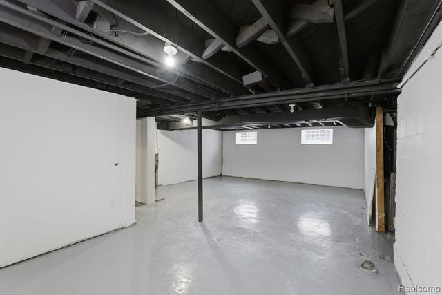 16022 Stephens Drive, Eastpointe, MI 48021