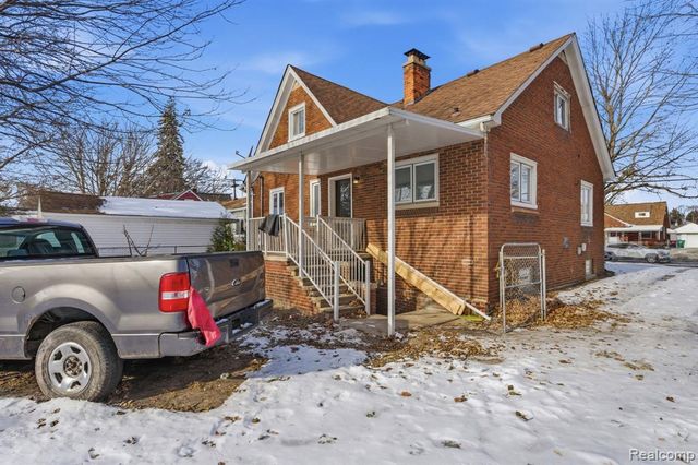 16022 Stephens Drive, Eastpointe, MI 48021