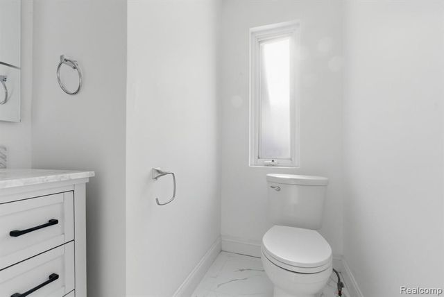 16022 Stephens Drive, Eastpointe, MI 48021