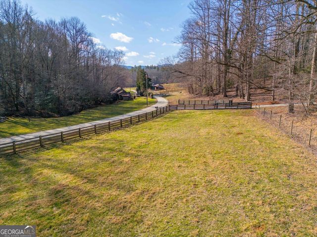 457 Celie Ann Seabolt Road, Cleveland, GA 30528