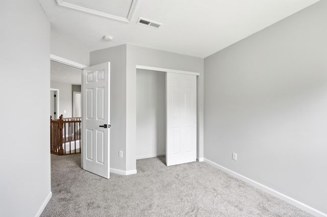 909 Surfridge Drive, Hebron, KY 41048