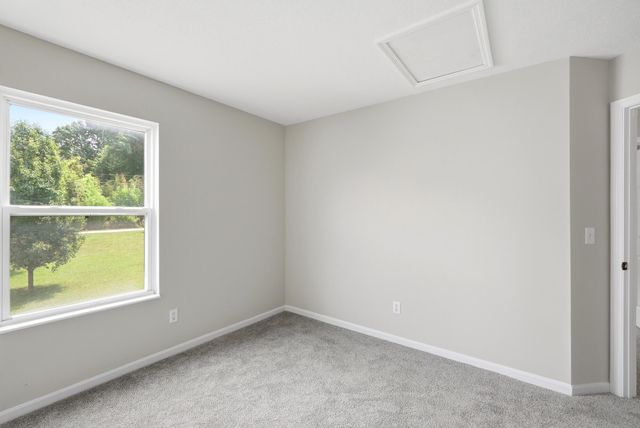 909 Surfridge Drive, Hebron, KY 41048