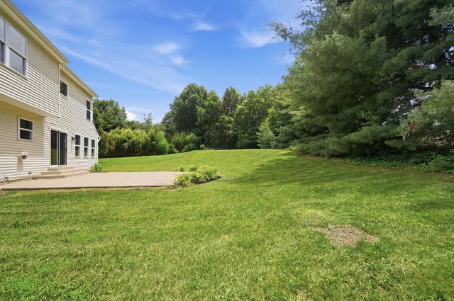 909 Surfridge Drive, Hebron, KY 41048