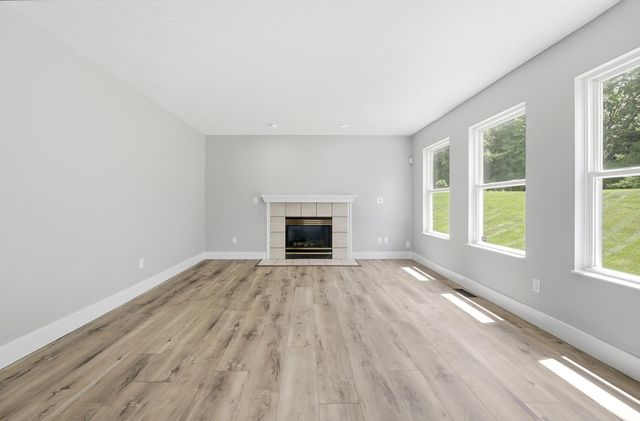 909 Surfridge Drive, Hebron, KY 41048
