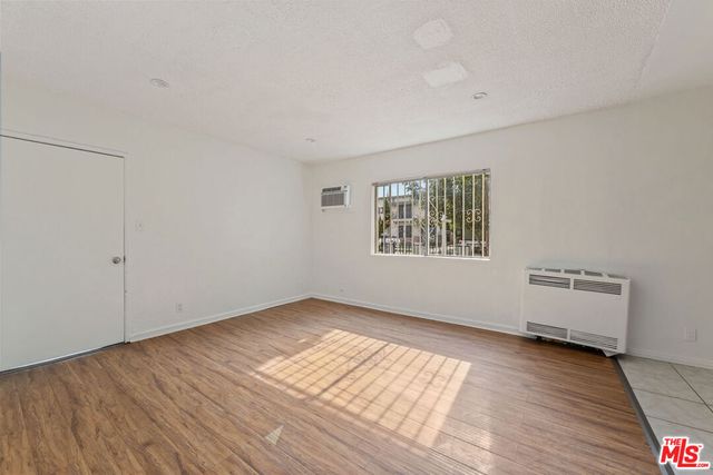 1857 W 24th Street 1, Los Angeles, CA 90018