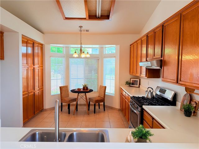 1986 Woodhaven Court, Merced, CA 95340