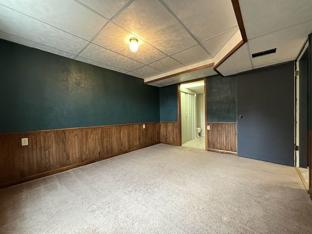 2300 NW 8th St, Minot, ND 58703
