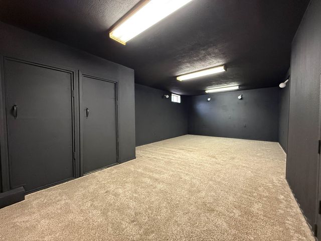 2300 NW 8th St, Minot, ND 58703