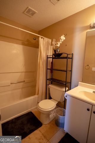 2196 Glen Briar Way, Lithonia, GA 30058