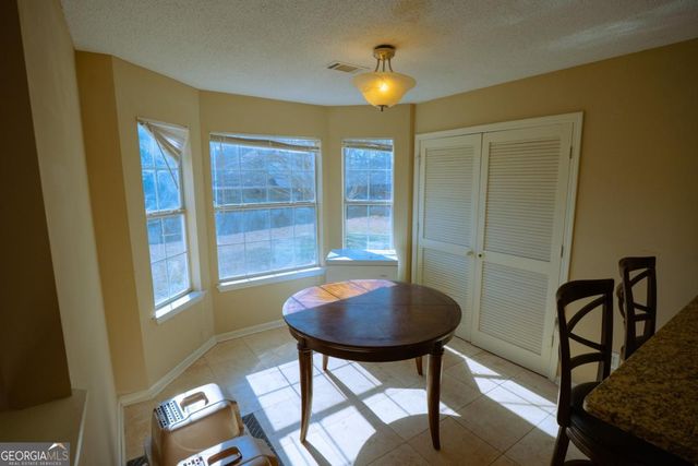 2196 Glen Briar Way, Lithonia, GA 30058