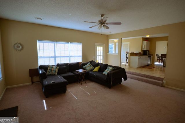 2196 Glen Briar Way, Lithonia, GA 30058