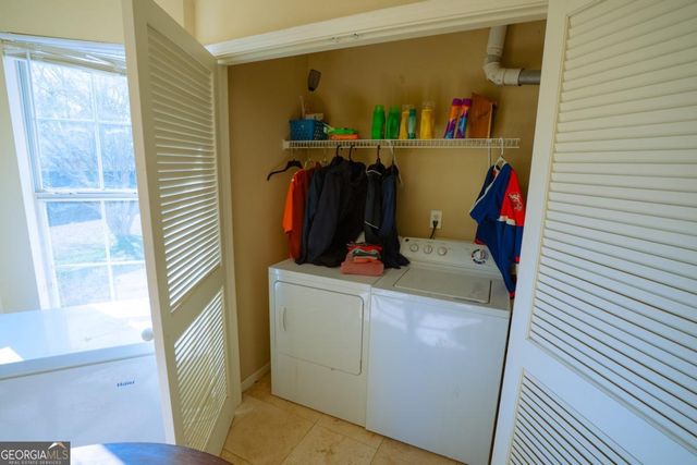 2196 Glen Briar Way, Lithonia, GA 30058