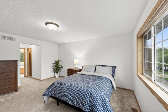 9333 Glacier Road, Minnetrista, MN 55375