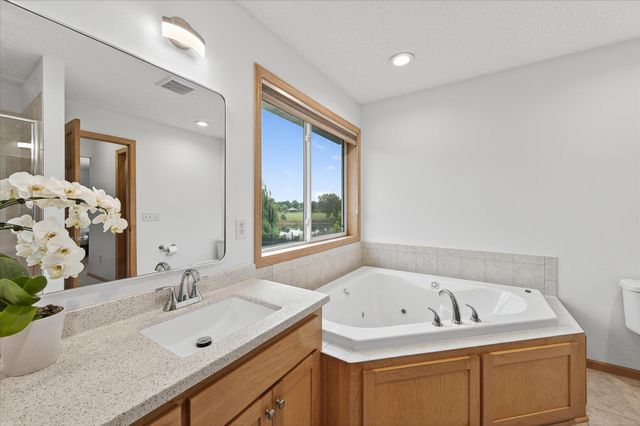 9333 Glacier Road, Minnetrista, MN 55375