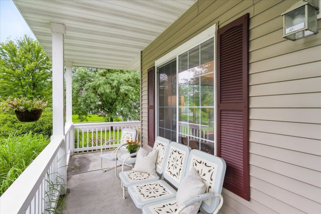 9333 Glacier Road, Minnetrista, MN 55375