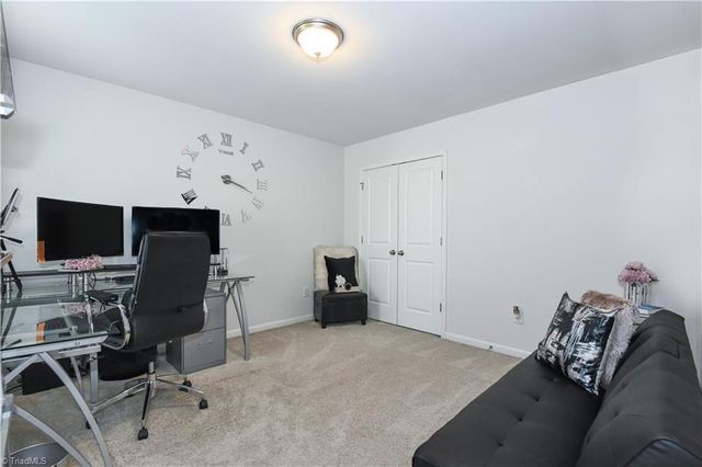 7 Finley Ridge Way, Greensboro, NC 27455