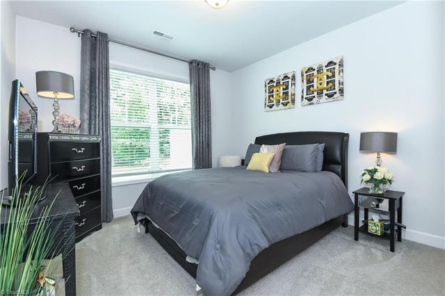 7 Finley Ridge Way, Greensboro, NC 27455
