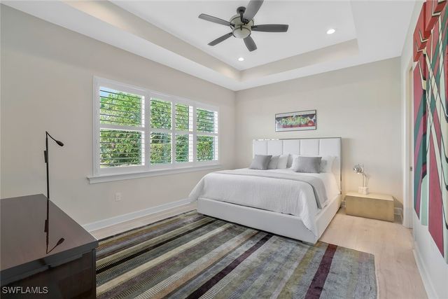 5167 Andros DR, Naples, FL 34113