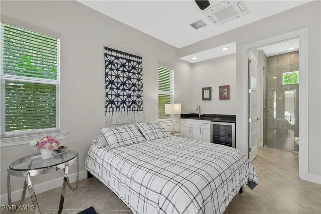 5167 Andros DR, Naples, FL 34113