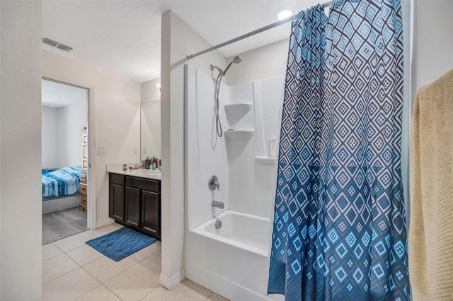 835 CHATHAM WALK DRIVE, Ruskin, FL 33570