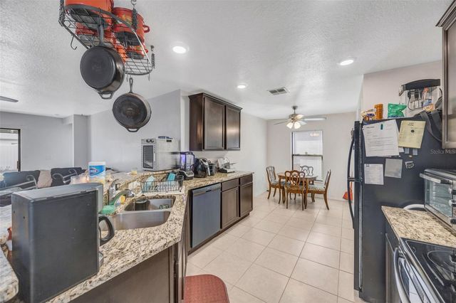 835 CHATHAM WALK DRIVE, Ruskin, FL 33570