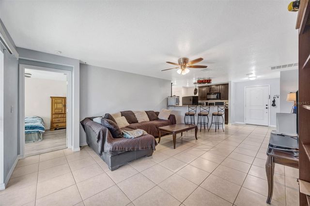 835 CHATHAM WALK DRIVE, Ruskin, FL 33570