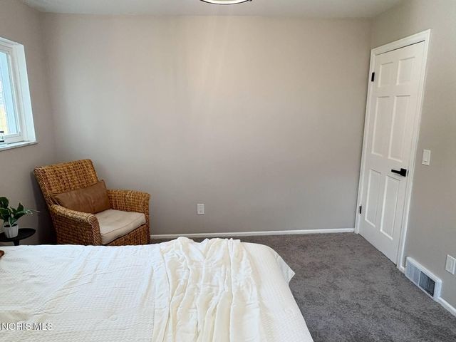 358 Crestway Drive, Oregon, OH 43616