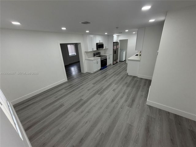 13885 NW 5th Ave, North Miami, FL 33168