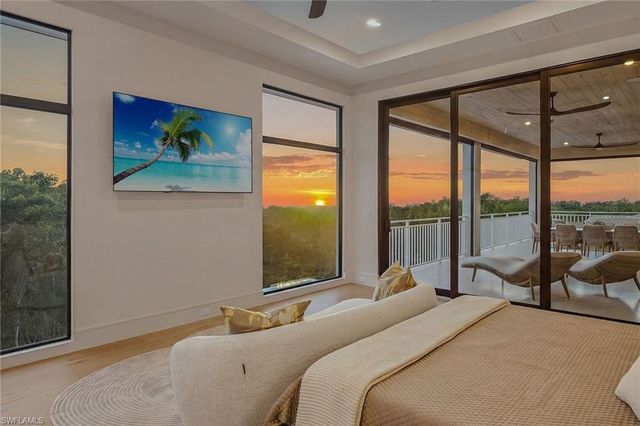 598 Spinnaker DR, Marco Island, FL 34145