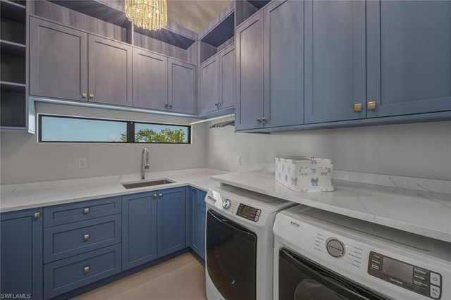 598 Spinnaker DR, Marco Island, FL 34145