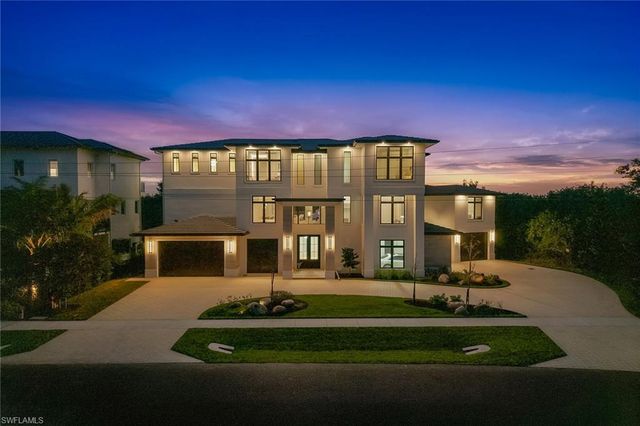 598 Spinnaker DR, Marco Island, FL 34145