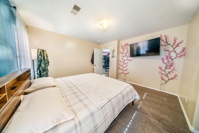 1804 Cielo Oeste Place NW, Albuquerque, NM 87120