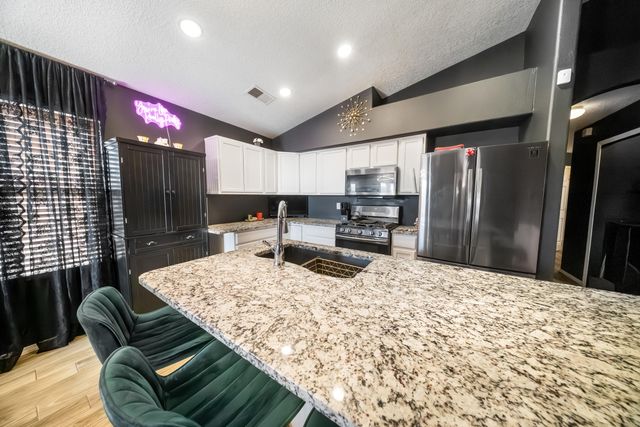 1804 Cielo Oeste Place NW, Albuquerque, NM 87120