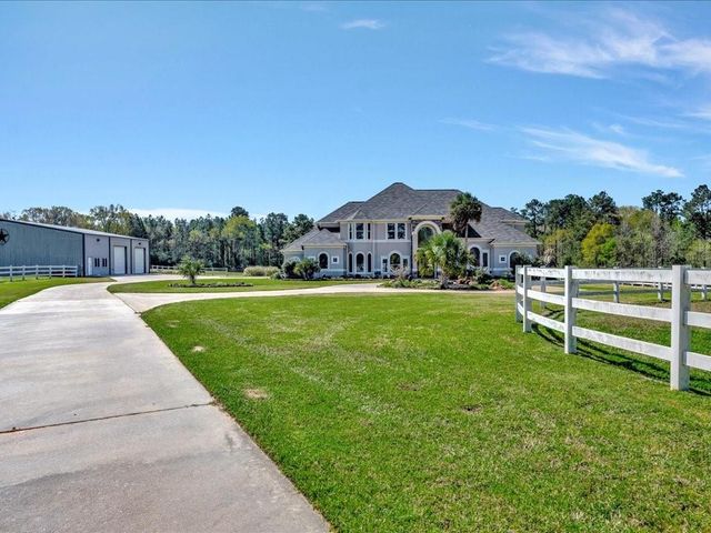 8206 E East State Highway 103, Lufkin, TX 75901