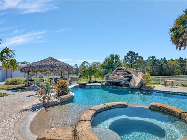 8206 E East State Highway 103, Lufkin, TX 75901