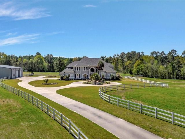 8206 E East State Highway 103, Lufkin, TX 75901