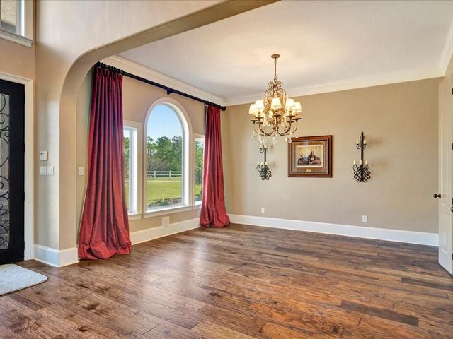 8206 E East State Highway 103, Lufkin, TX 75901