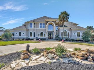 8206 E East State Highway 103, Lufkin, TX 75901