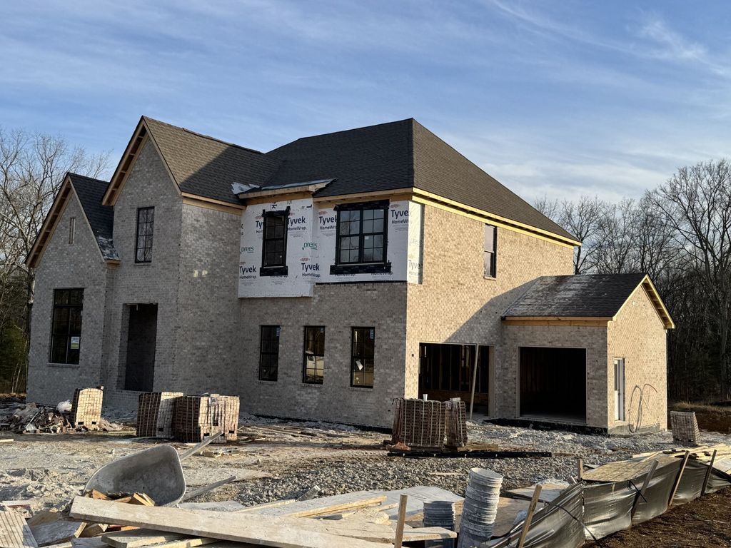 5166 High Park Hill Dr, Arrington, TN 37014